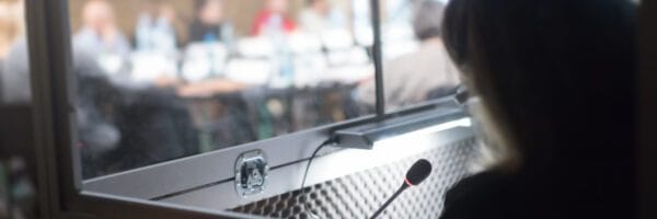 Simultanübersetzung